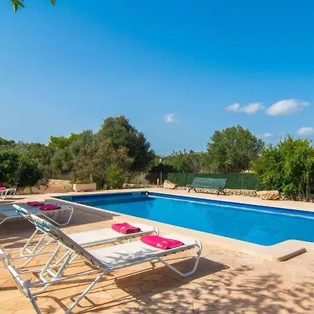 Sa Plana Port Nou カラ・ミラー